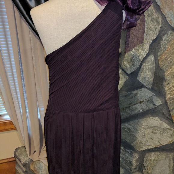 Woman evening wear - Picture 2 of 5